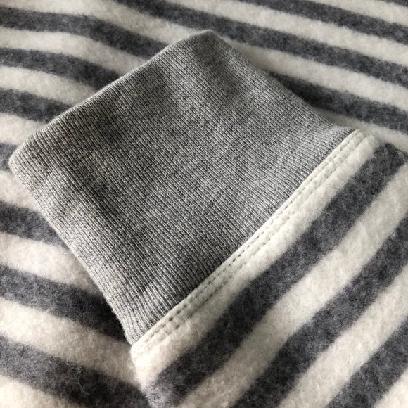 CALVIN KLEIN - STRIPED SWEATSHIRT - Picture 4 of 6